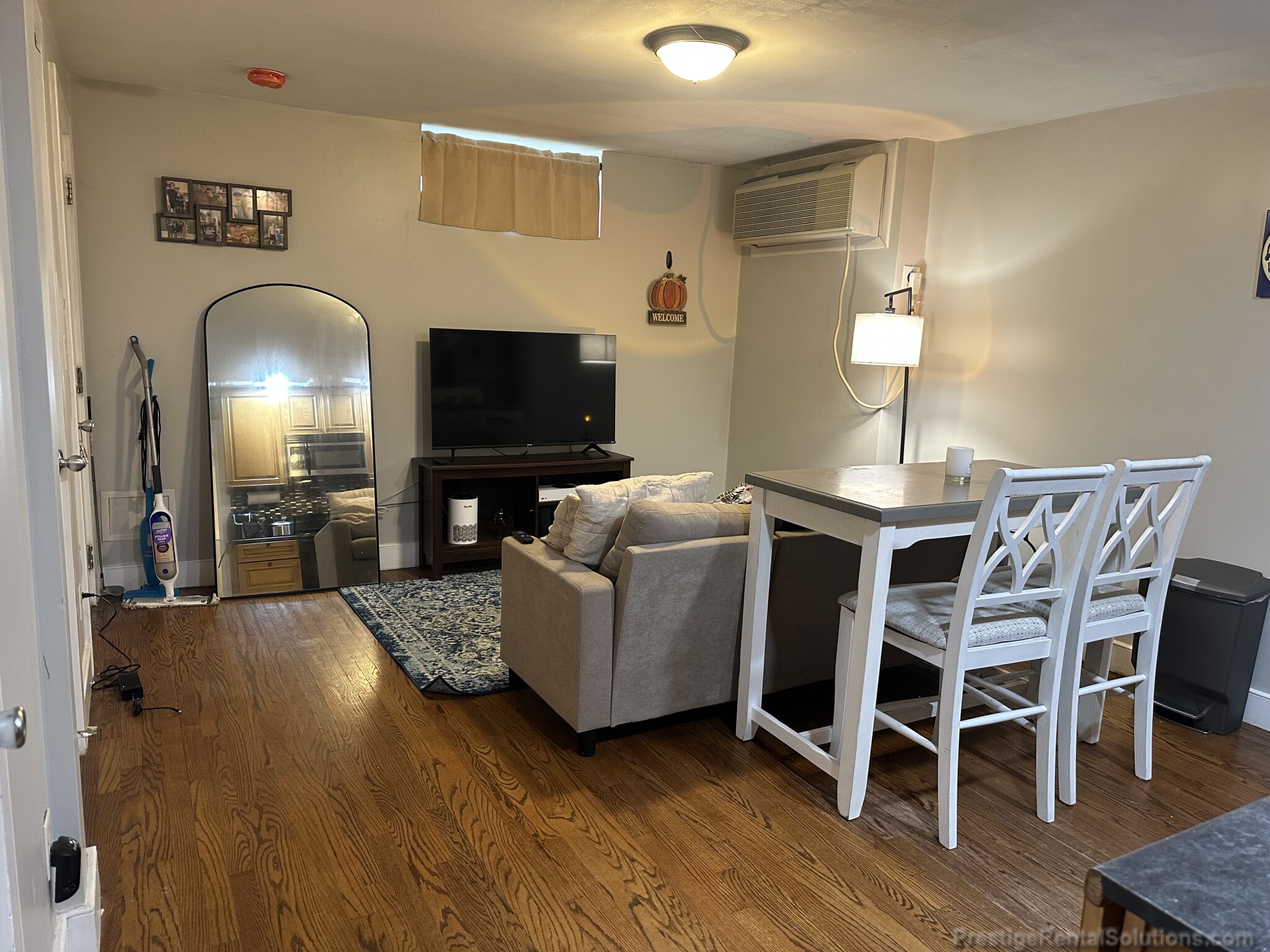 842 Dorchester Ave, Dorchester