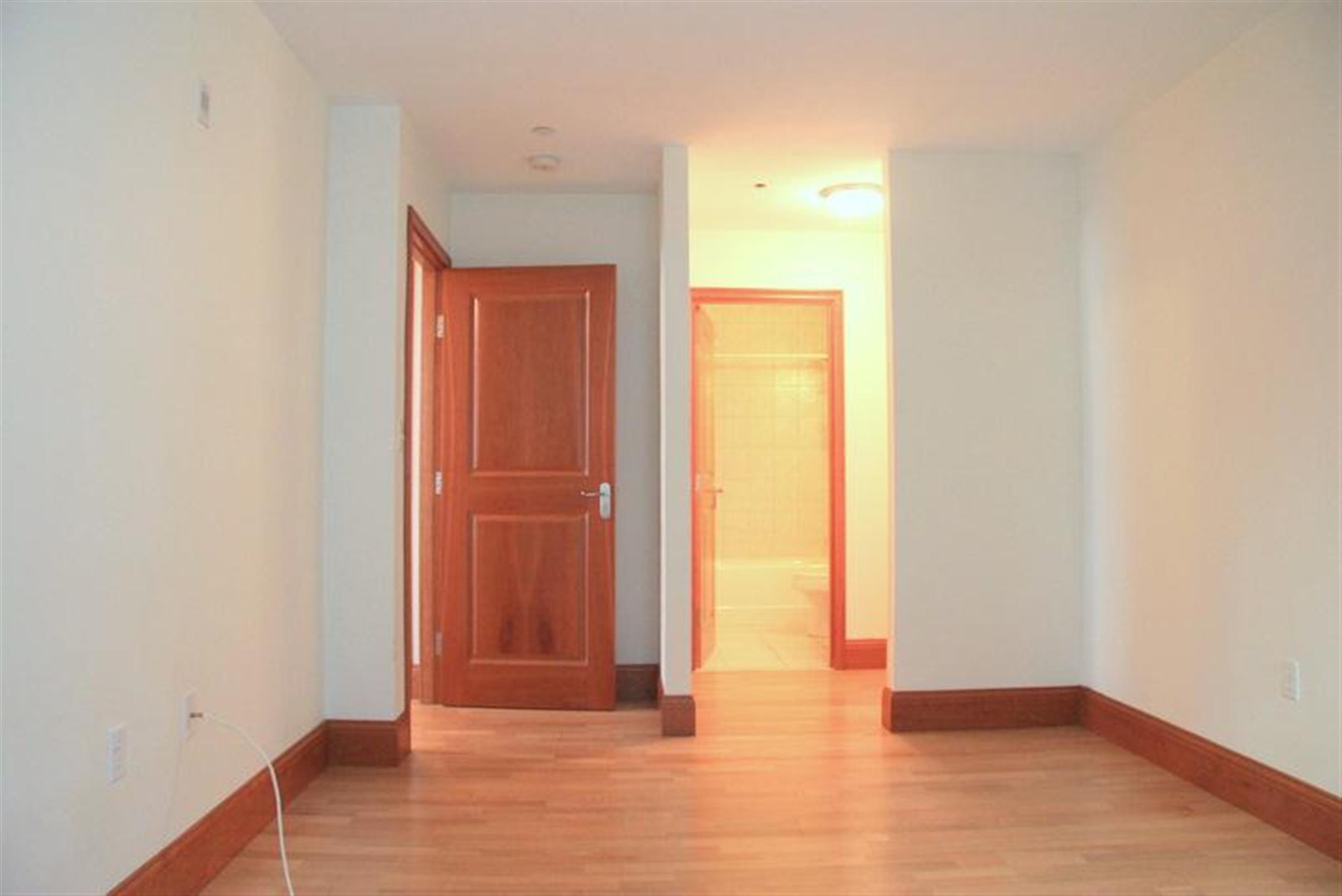 2 bed, 2 bath apartment for rent at 2440 Massachusetts Ave Unit 1-3, North Cambridge — photo 14 of 17