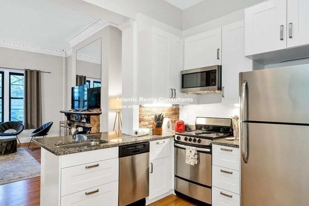 140 Beacon St, Back Bay