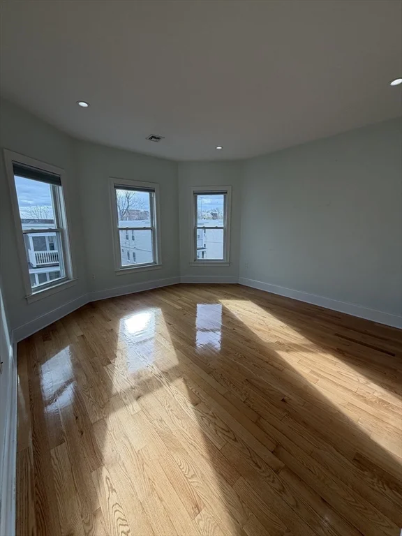 27 Lyon St, Dorchester