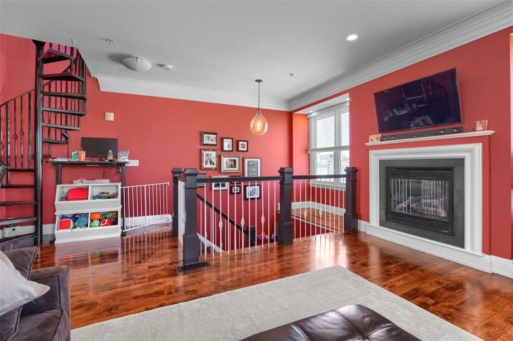 360-362 Dorchester St, South Boston