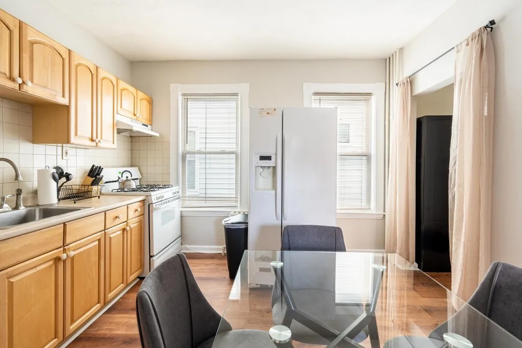 14 Elder St, Dorchester