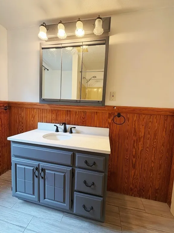 57 Harvard St Ext, Natick