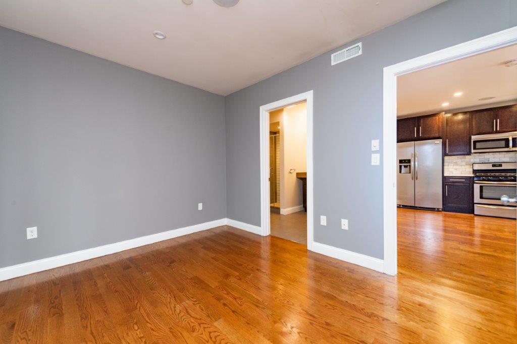 2 bed, 1 bath apartment for rent at 339 D St Unit 23, South Boston — photo 3 of 10