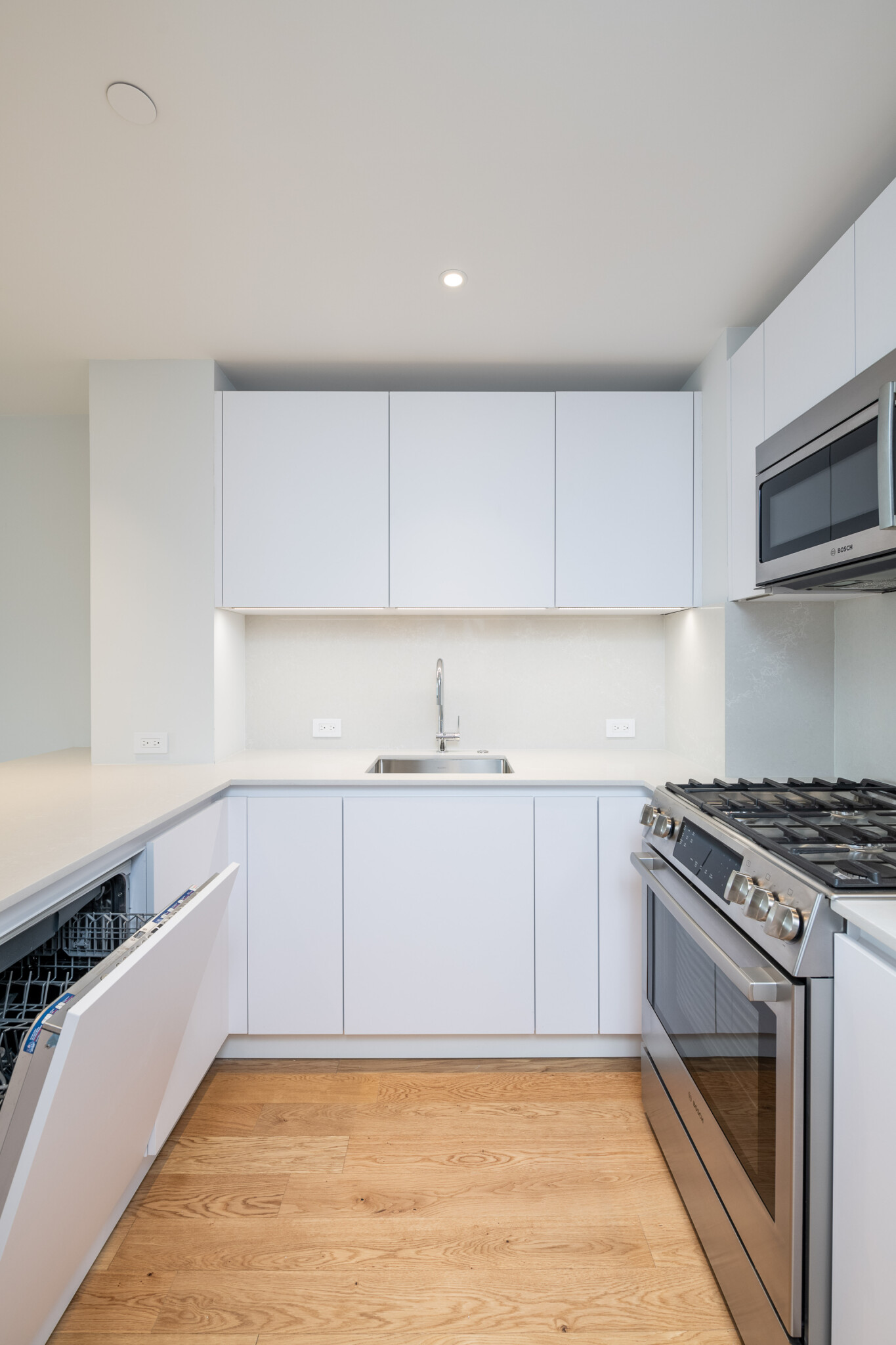 1410 Columbia Rd, South Boston