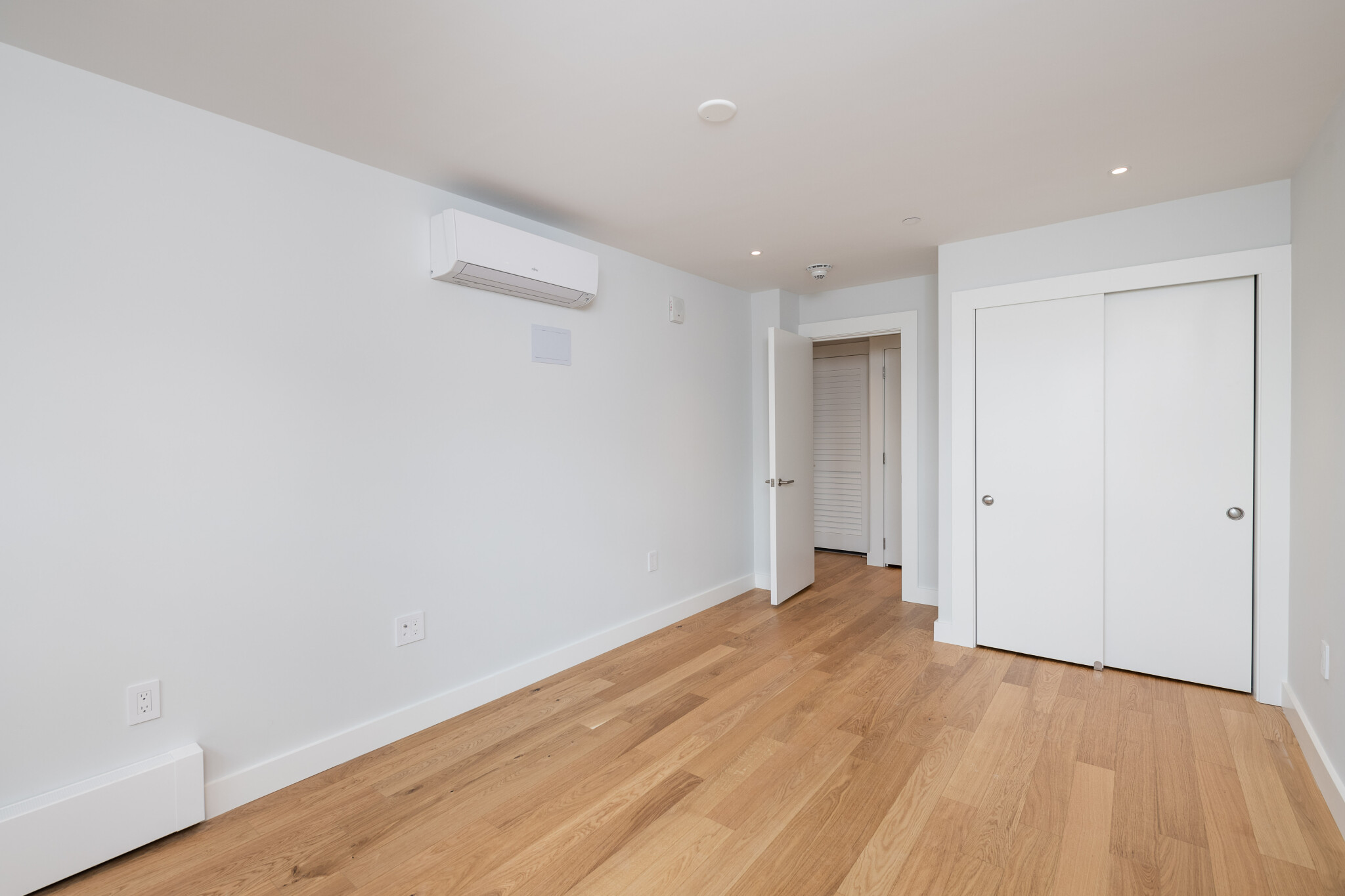 1410 Columbia Rd, South Boston