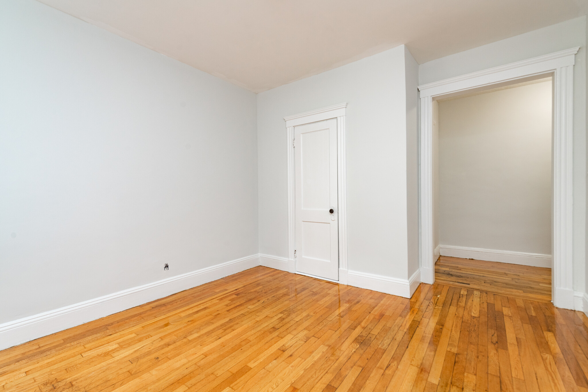 49 Worthington St, Mission Hill