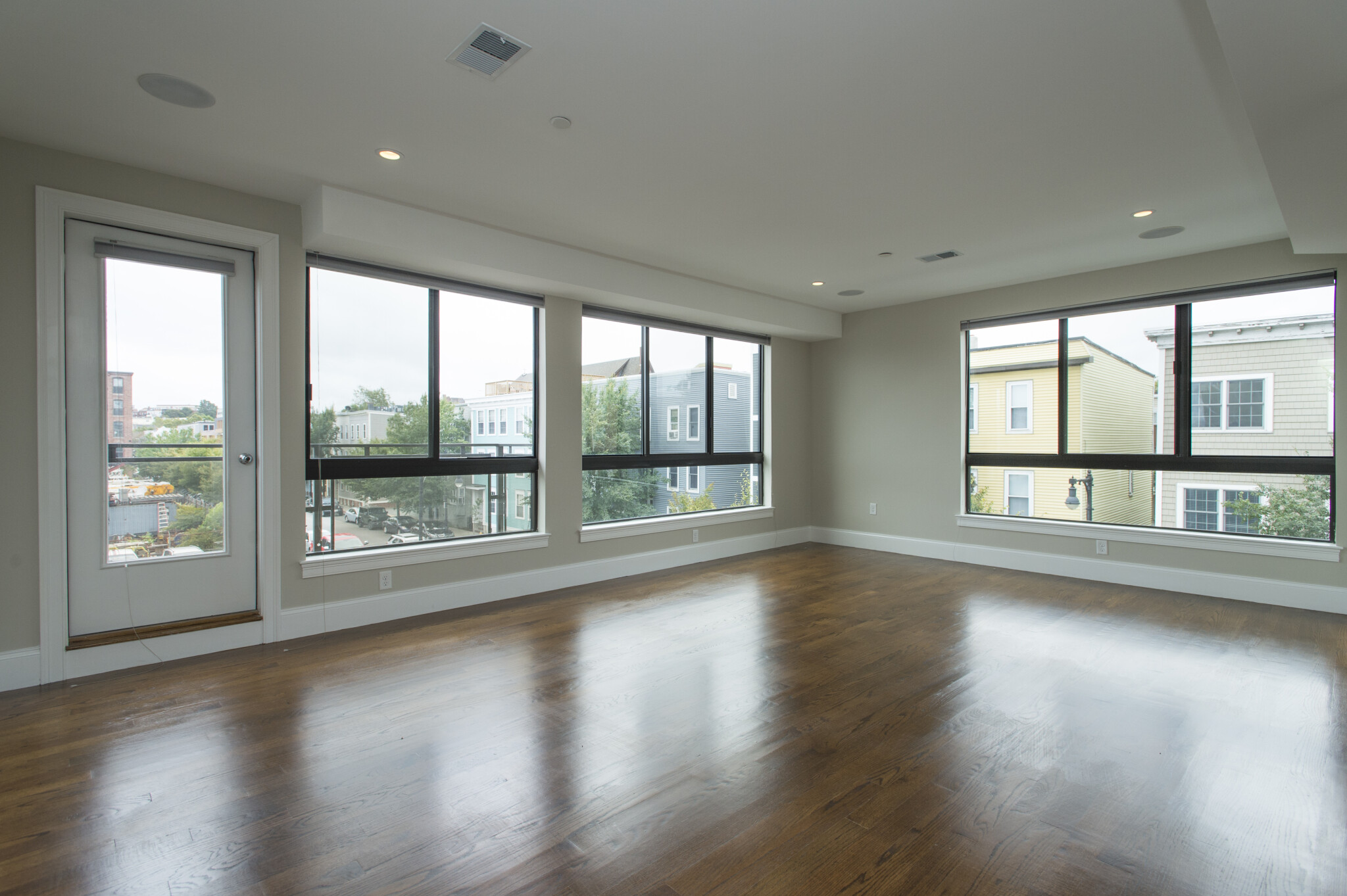 339 D St, South Boston