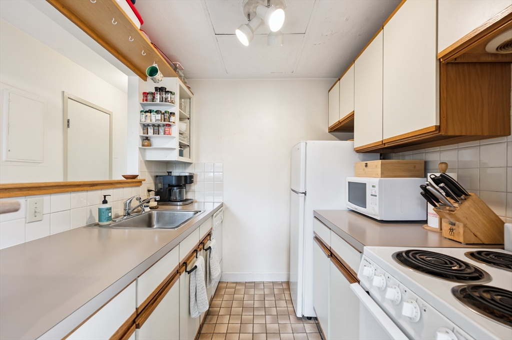 5 Grove St, Beacon Hill