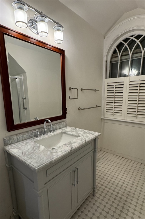 600 Washington St, Wellesley