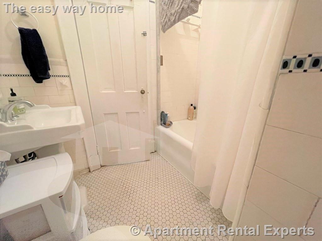 71 Martin St, Harvard Square