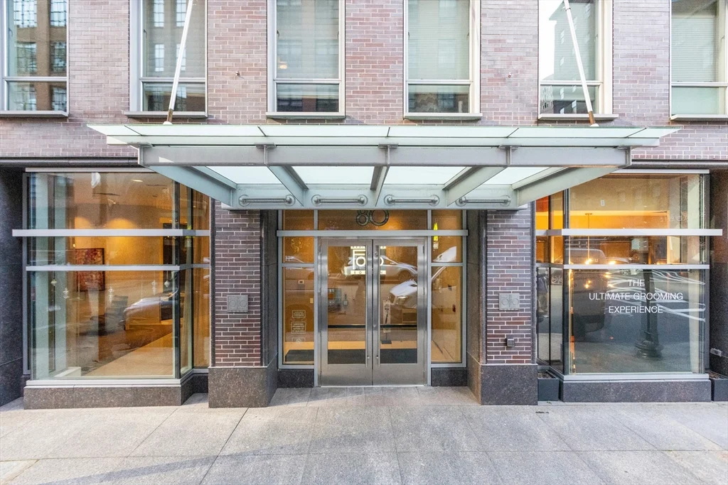 80 Broad, Waterfront