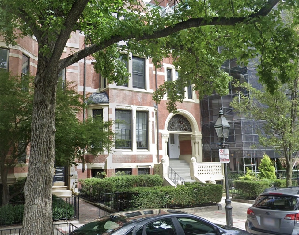 191 Marlborough St, Back Bay