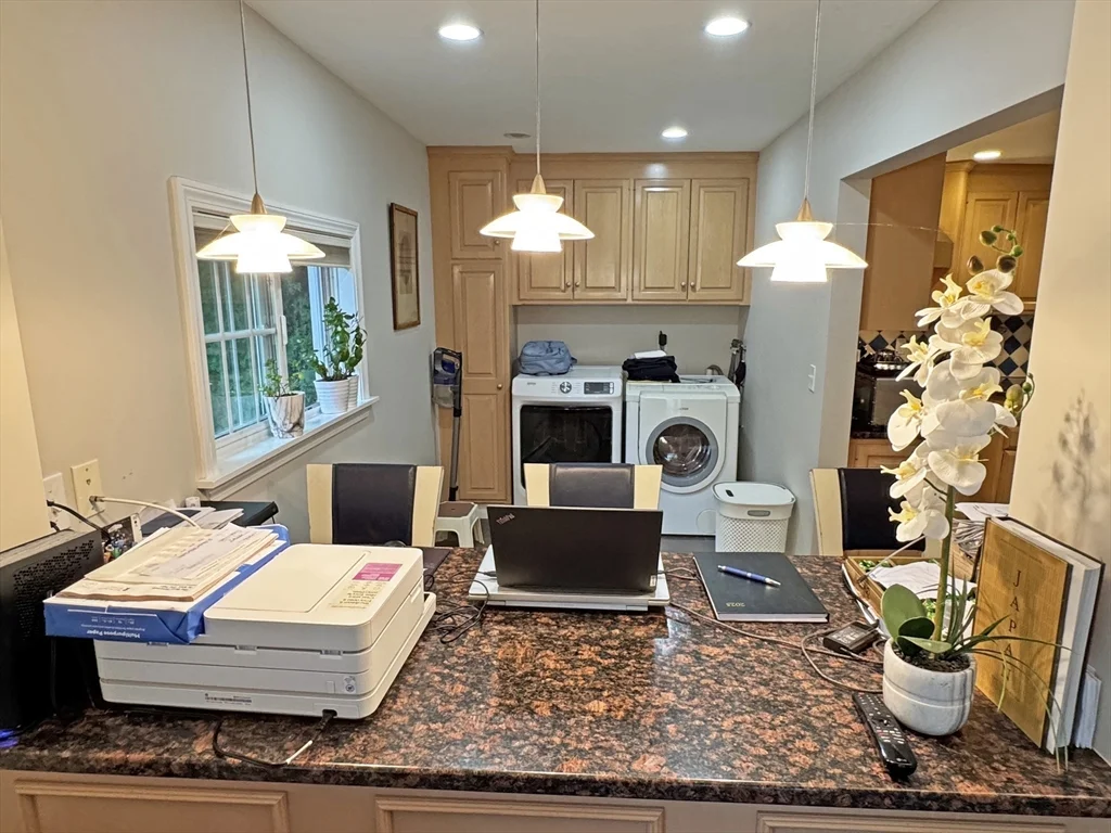 99 Hancock St, Auburndale