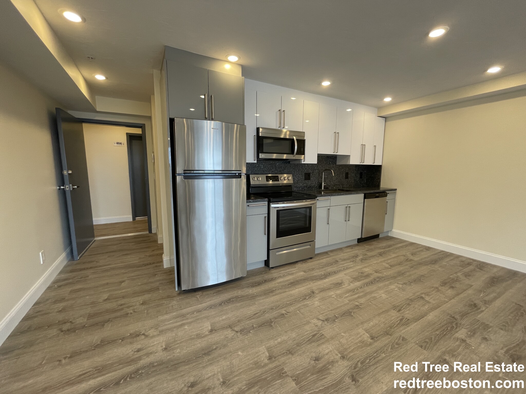 1028 Commonwealth Ave, Boston