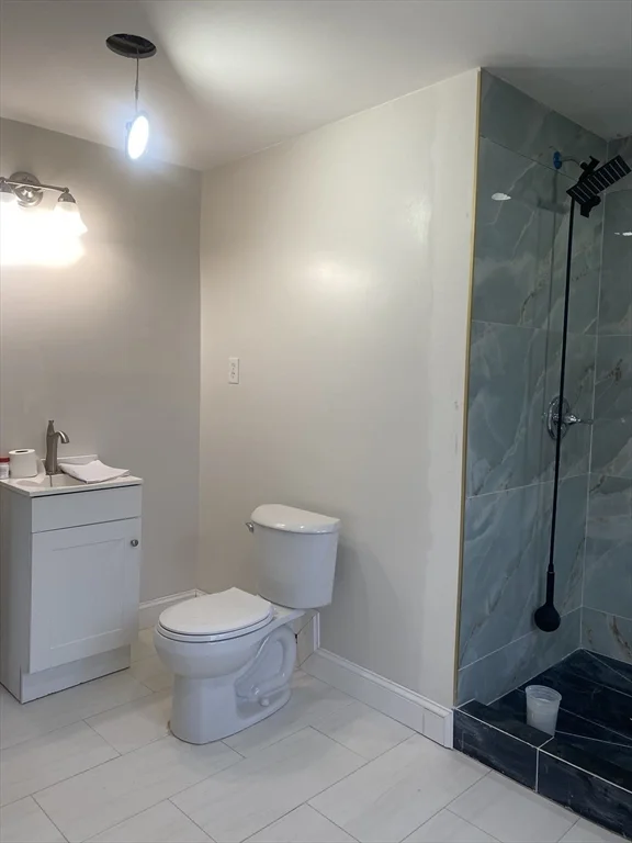 11 Jacques St, Lowell