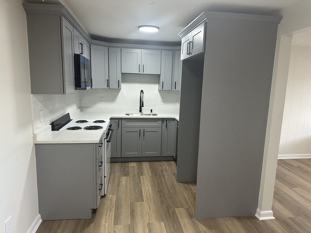 14 Nelson Dr, Randolph