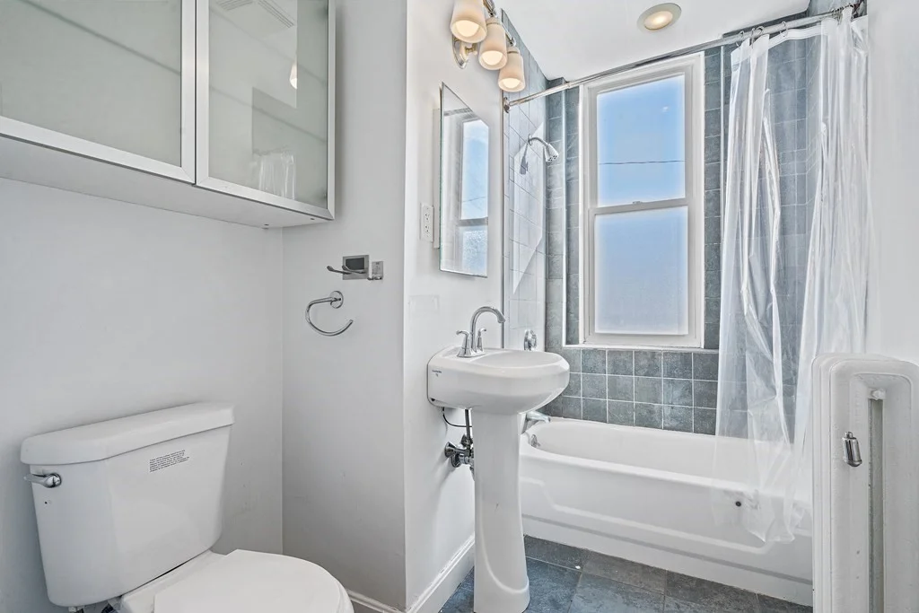 2 Euston St, Coolidge Corner