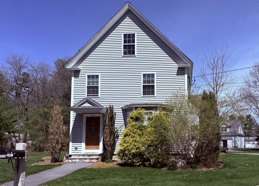 265 Dunstable Rd, Tyngsborough
