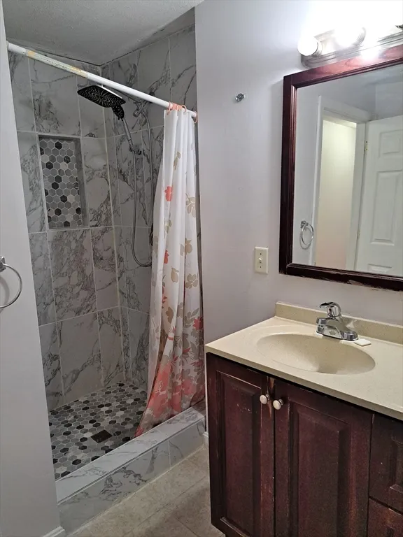 158 Baker St, West Roxbury