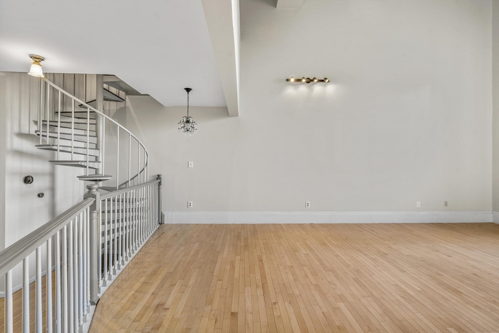 350 West Fourth St, South Boston