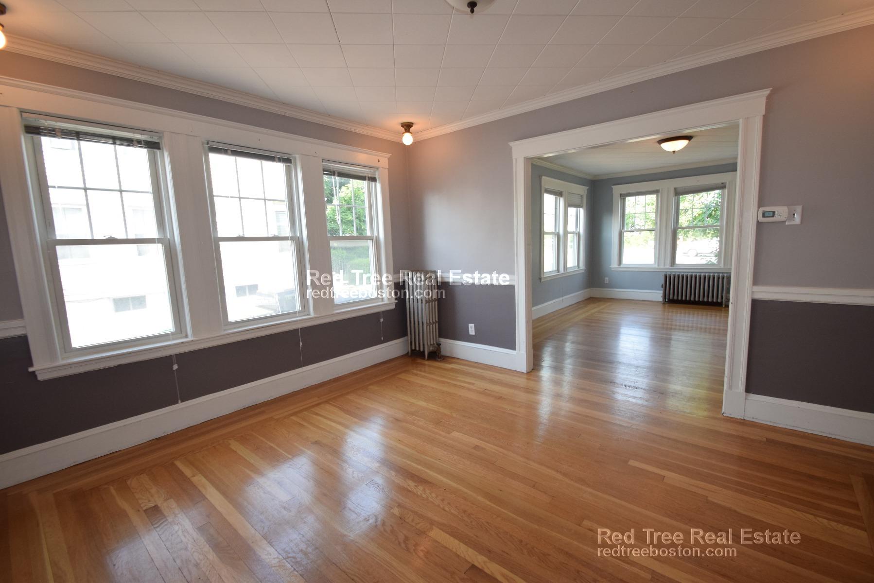 4 bed, 2 bath apartment for rent at 894 Fellsway Unit 2, Medford — photo 11 of 27