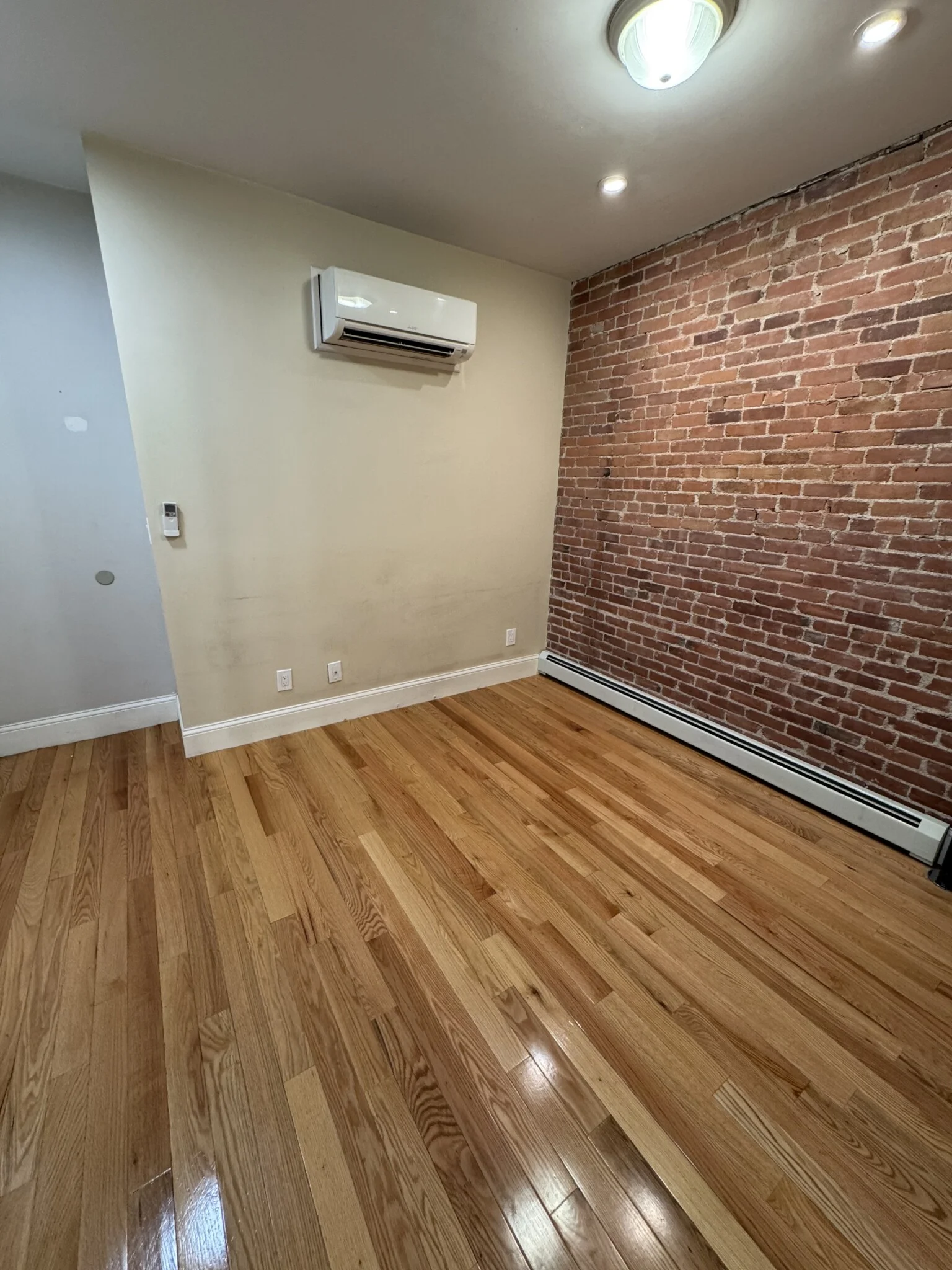 51 Joy St, Beacon Hill