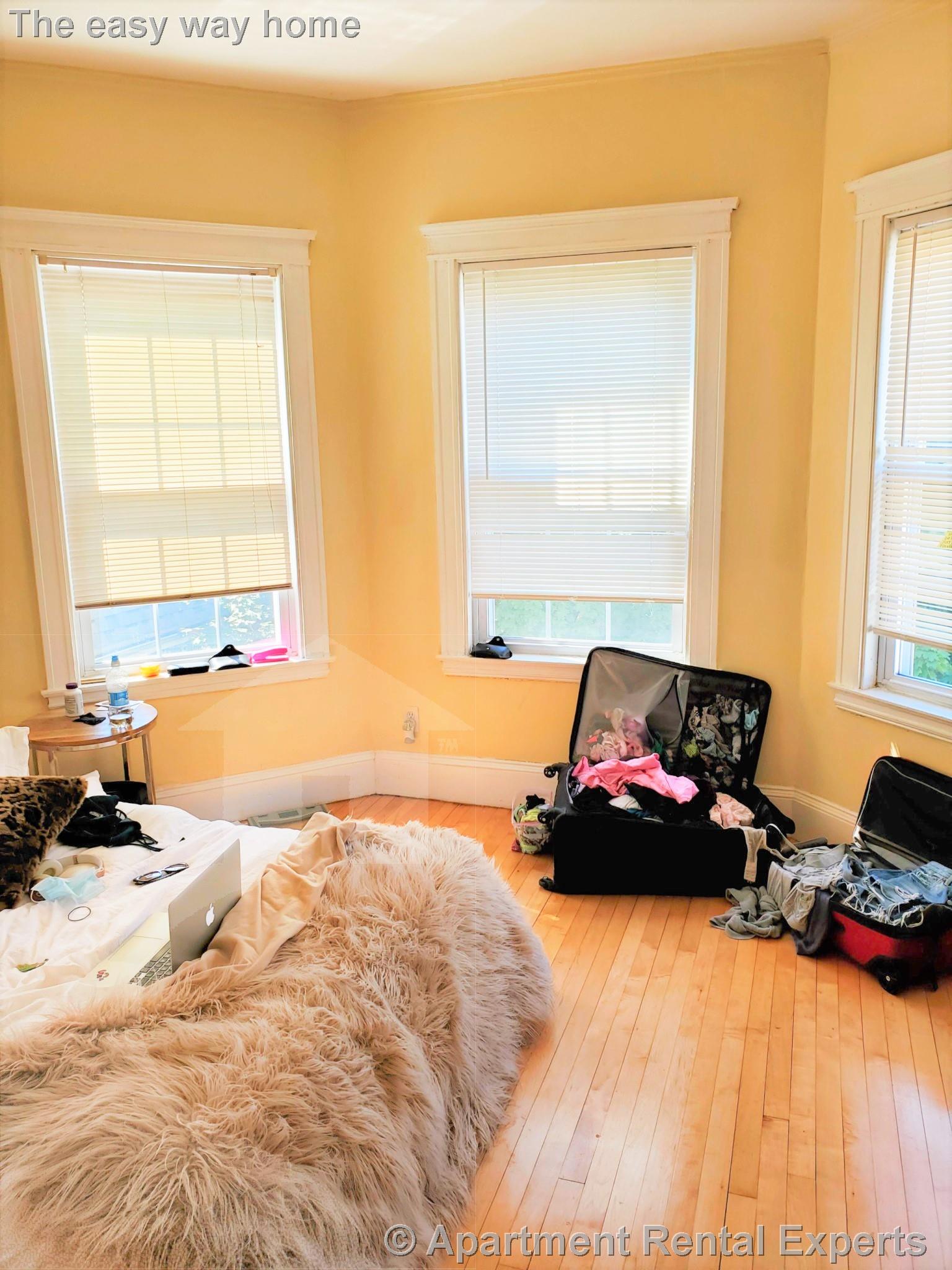 158 Magazine St, Cambridgeport