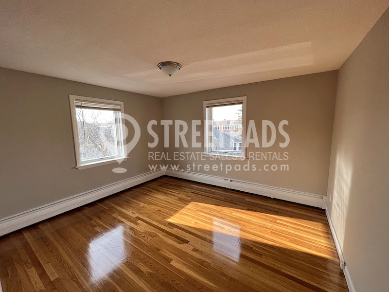 50 Evergreen St, Jamaica Plain