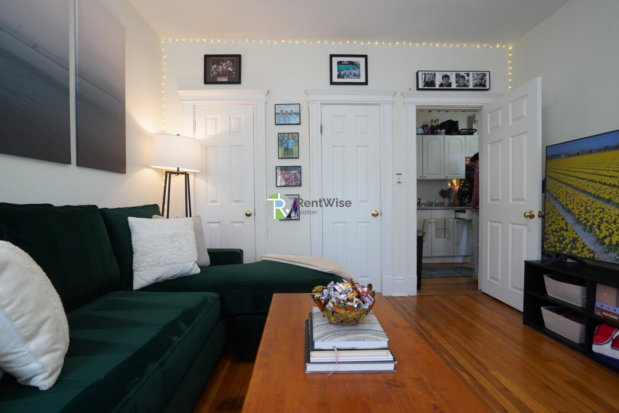 6 Camelot Ct, Brighton