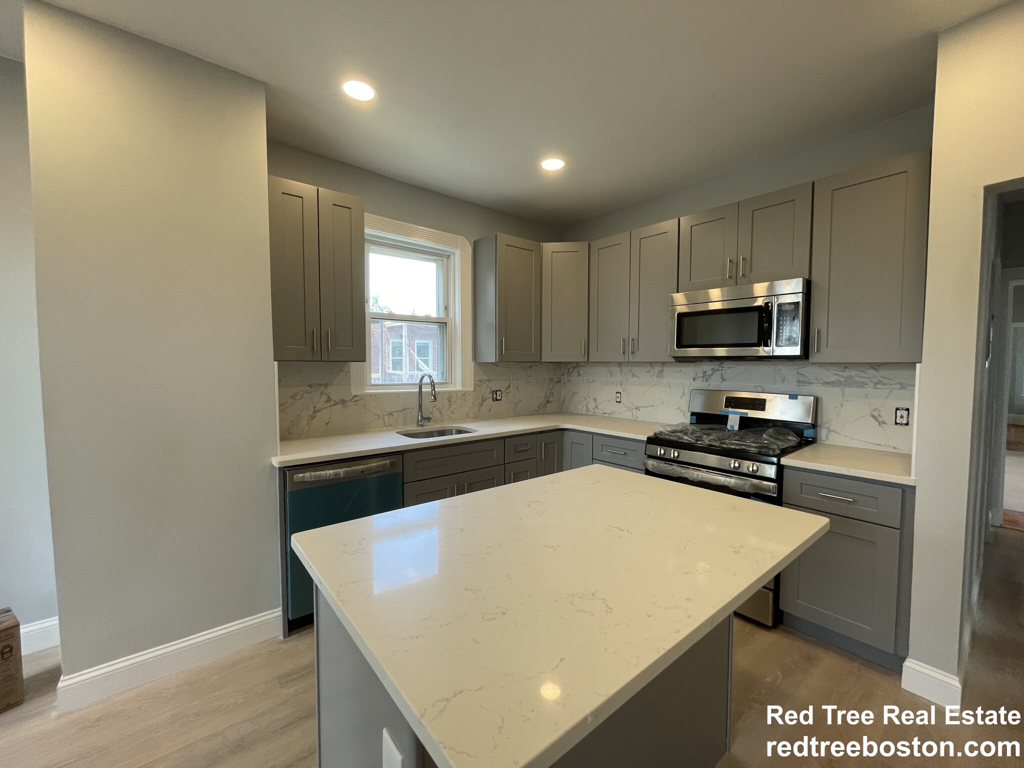 44 Ashley St, East Boston