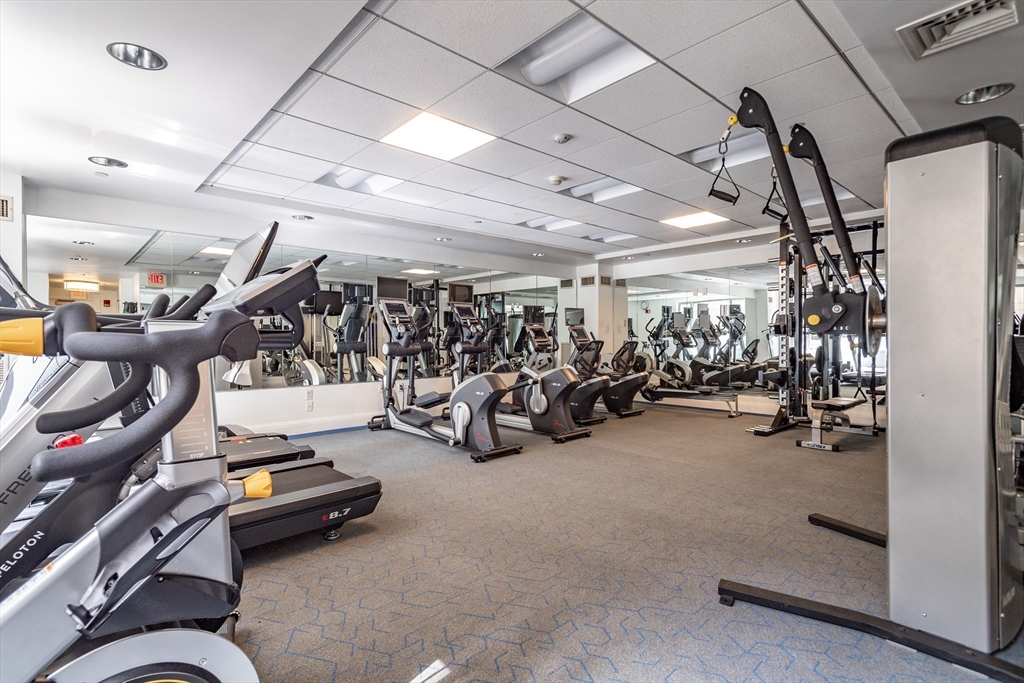 1 Huntington Ave, Back Bay