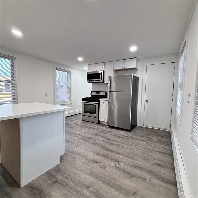 12 Pine St, Attleboro