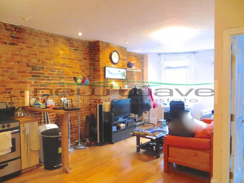 206 Northampton St, South End