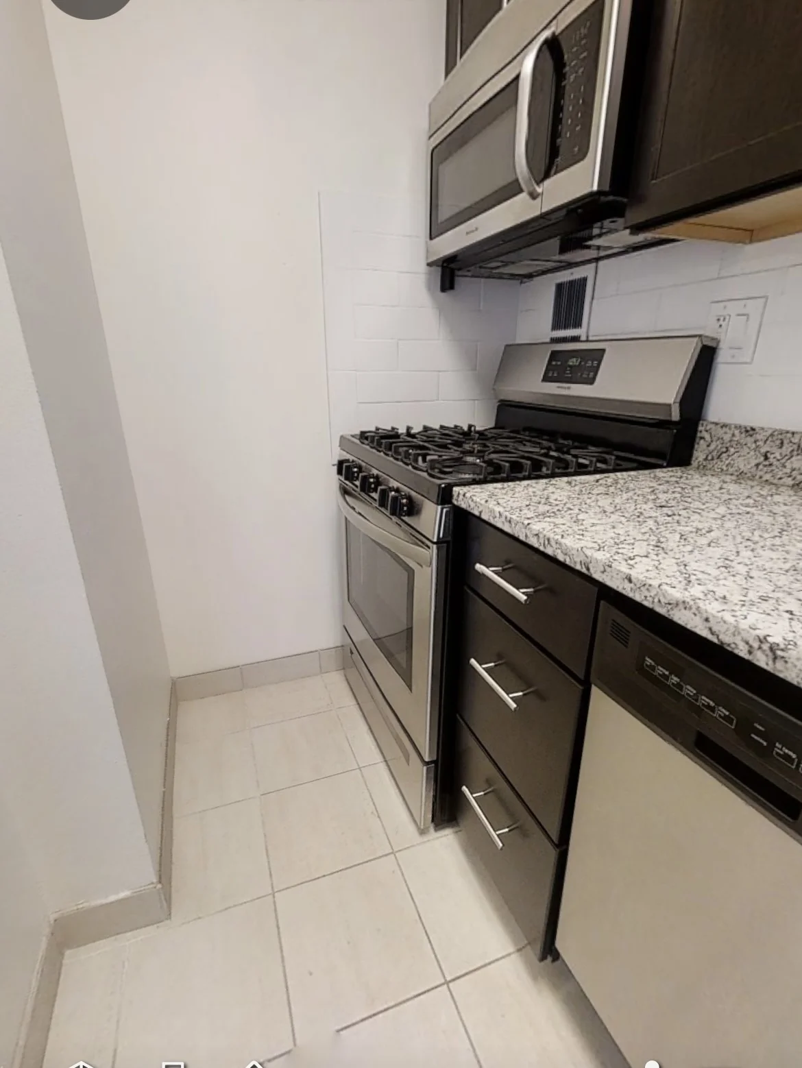 185 Freeman St, North Brookline