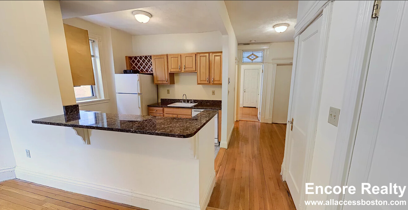 108 Jersey St, Fenway