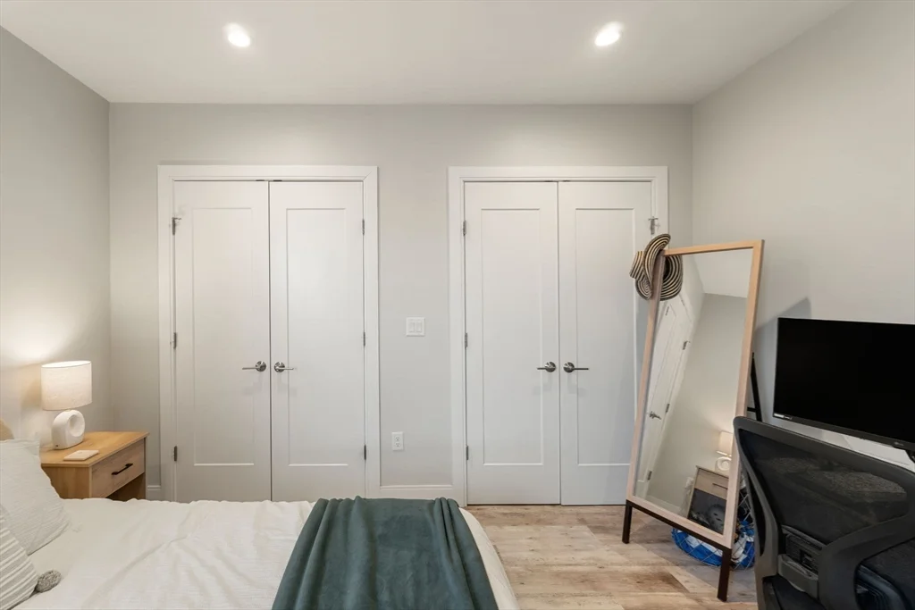 1457 Tremont St, Mission Hill