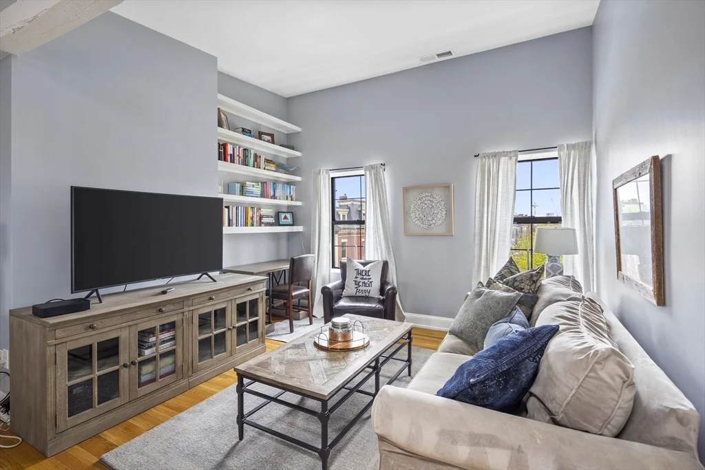 2 Monument Sq, Charlestown