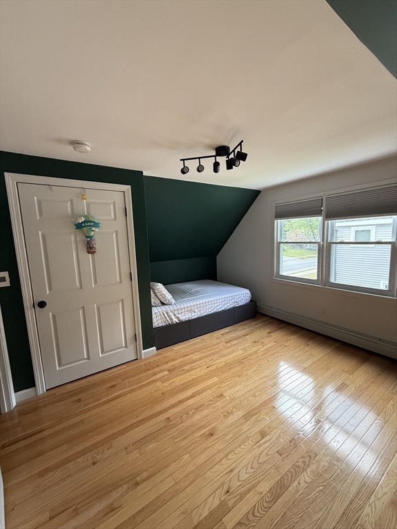 18 Curtis Rd, West Natick