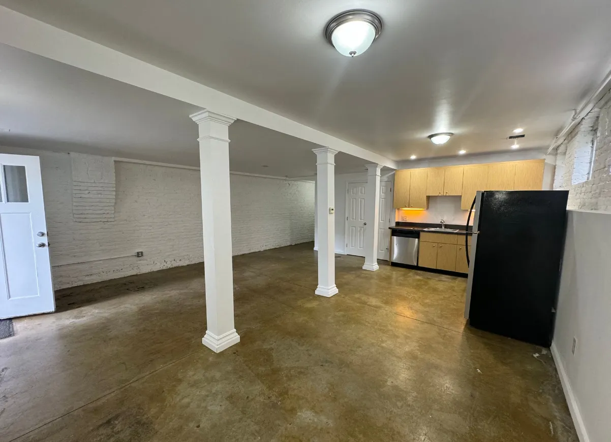 72 Frankfort St, East Boston