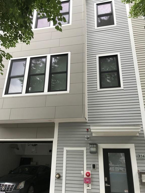 174 Gold St, South Boston