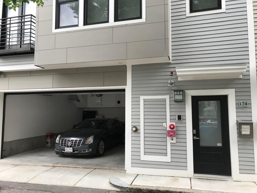 174 Gold St, South Boston