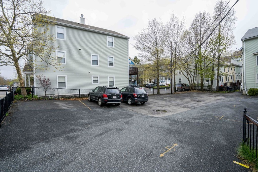 2 bed, 1 bath apartment for rent at 101 Lamartine St Unit 1, Jamaica Plain — photo 16 of 18