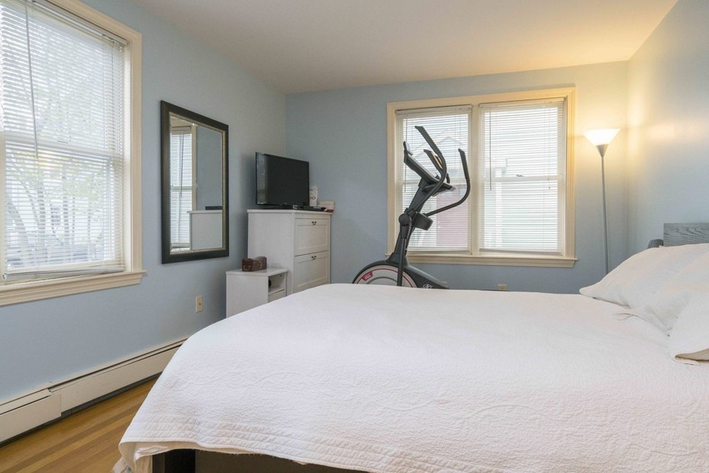 2 bed, 1 bath apartment for rent at 101 Lamartine St Unit 1, Jamaica Plain — photo 14 of 18