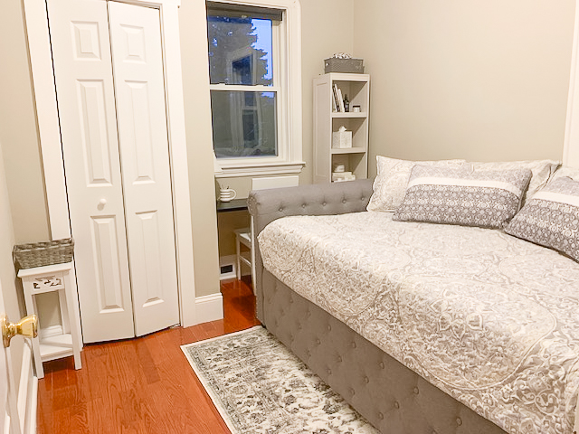 69 Chandler St, Tufts