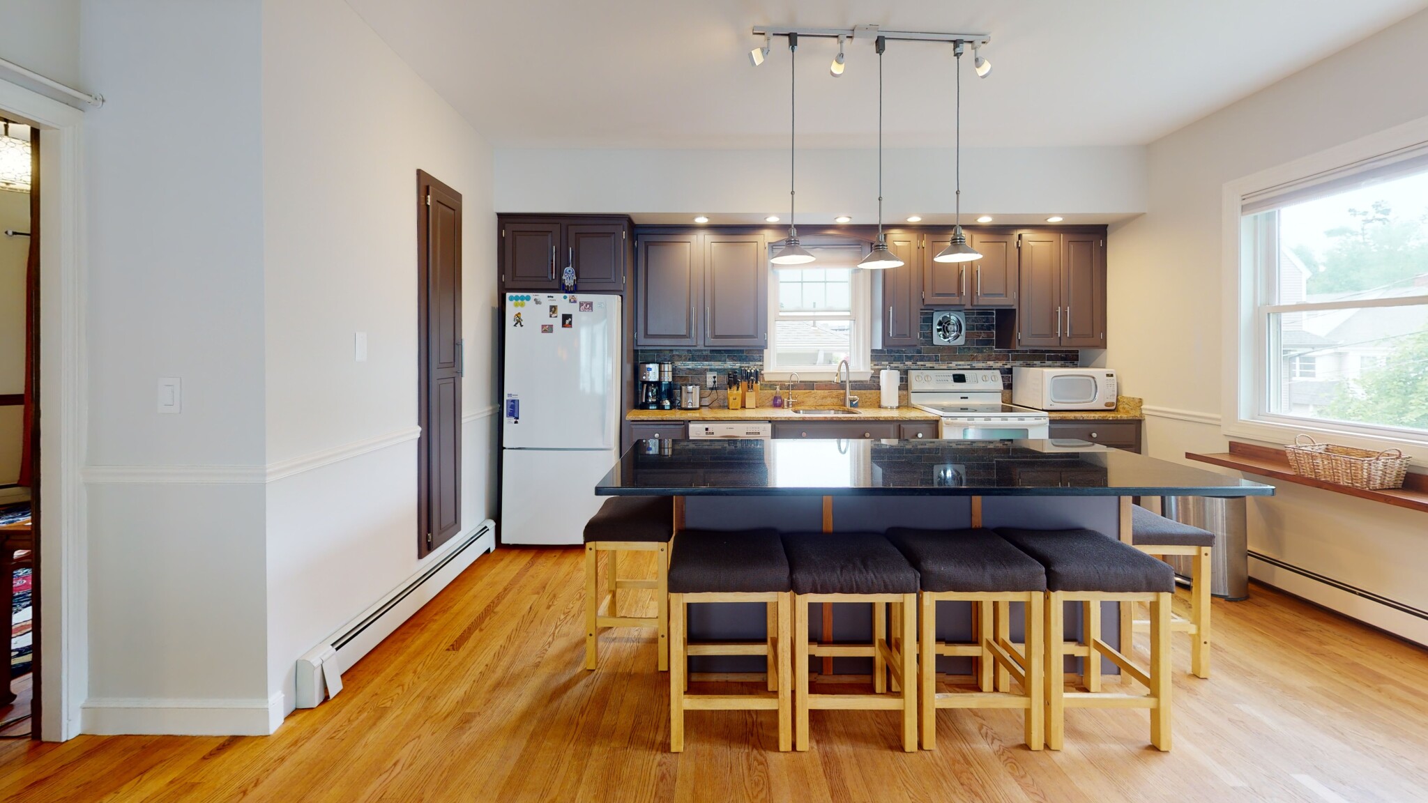 3 split bed, 2 bath apartment for rent at 20 Oakland St Unit 1, Newton Corner — photo 24 of 31