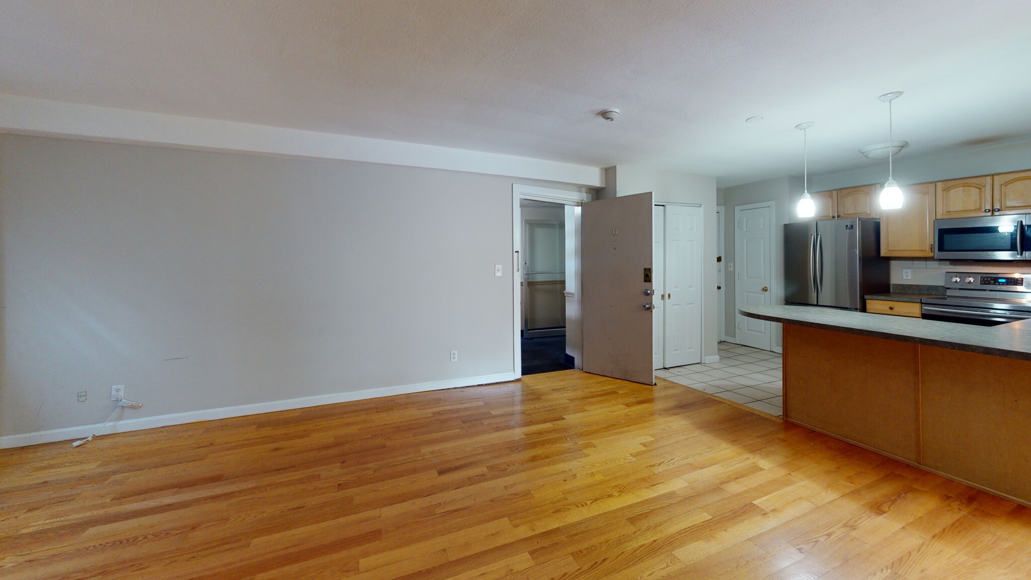 2 bed, 1 bath apartment for rent at 18 Glencoe St Unit 11, Brighton — photo 8 of 9