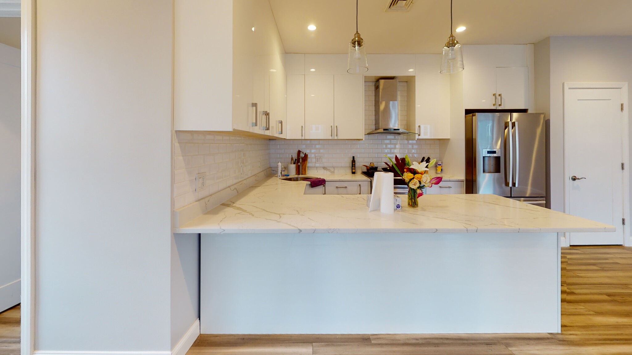 3 bed, 3 bath apartment for rent at 70-72 Beechcroft St Unit 2, Brighton — photo 9 of 11