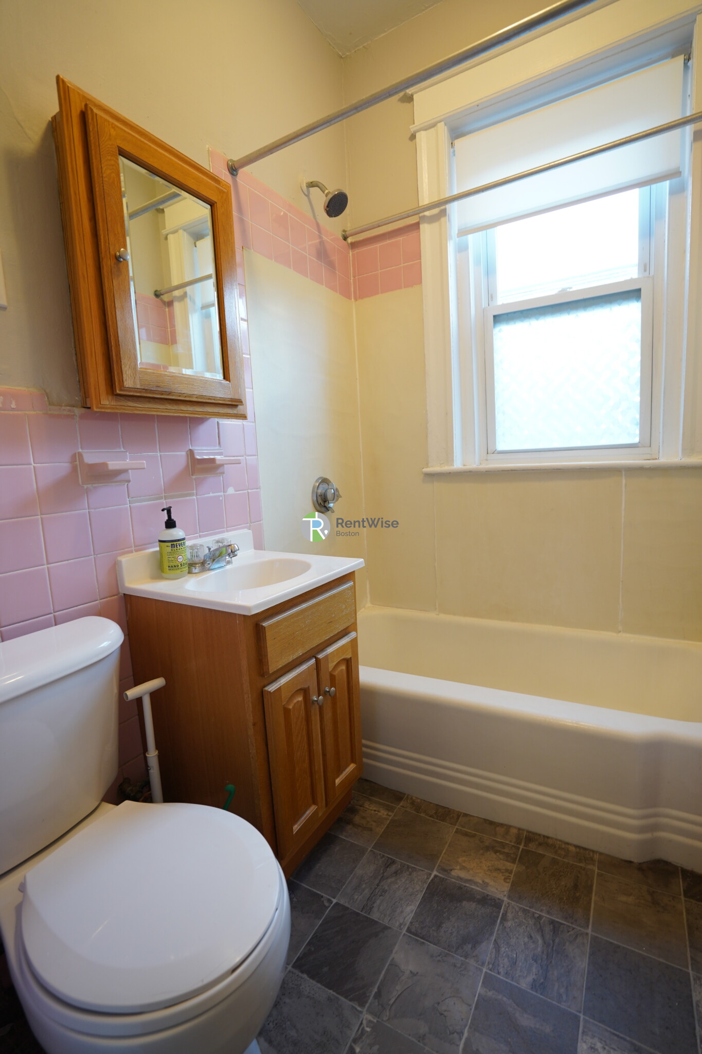 68 Woodstock Ave, Brighton