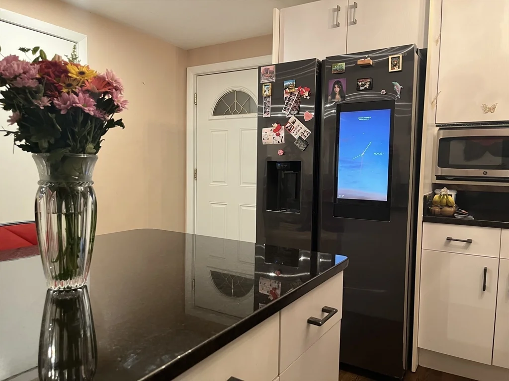 52 Troy Ln, Waban